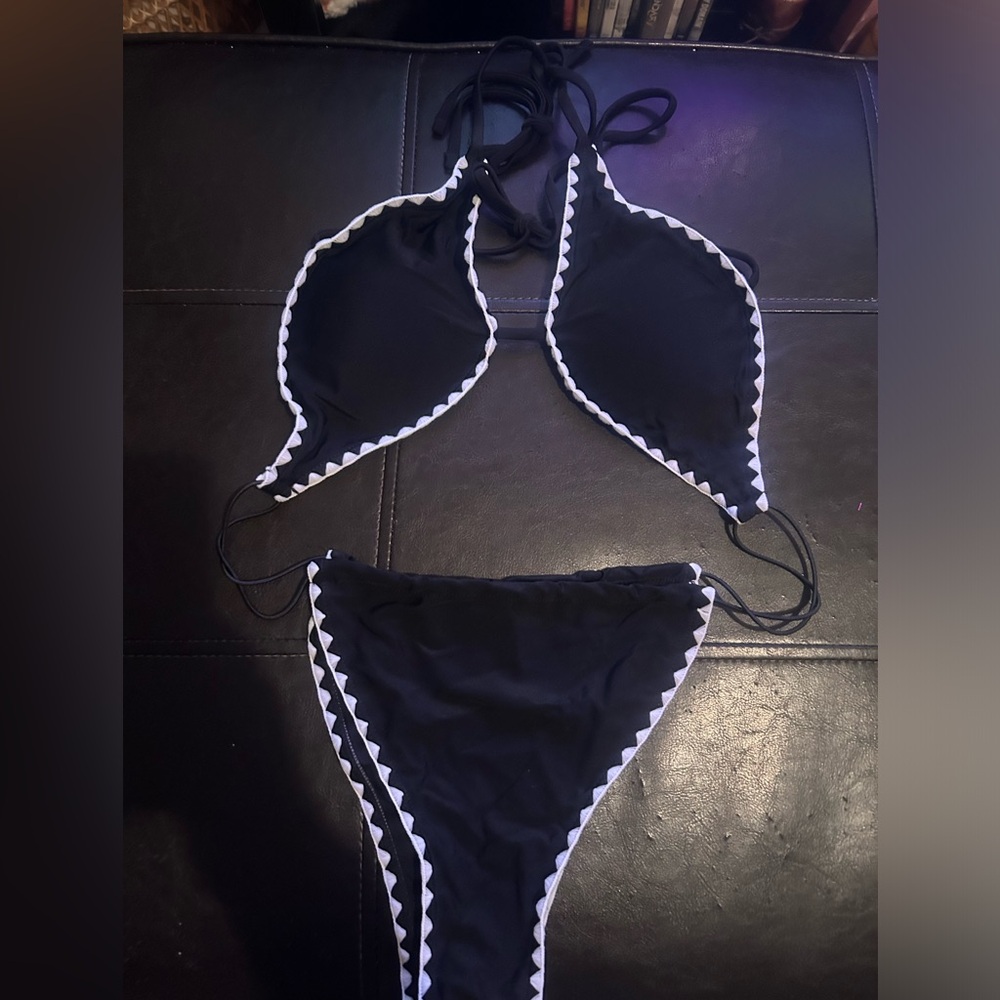 Bathing suit